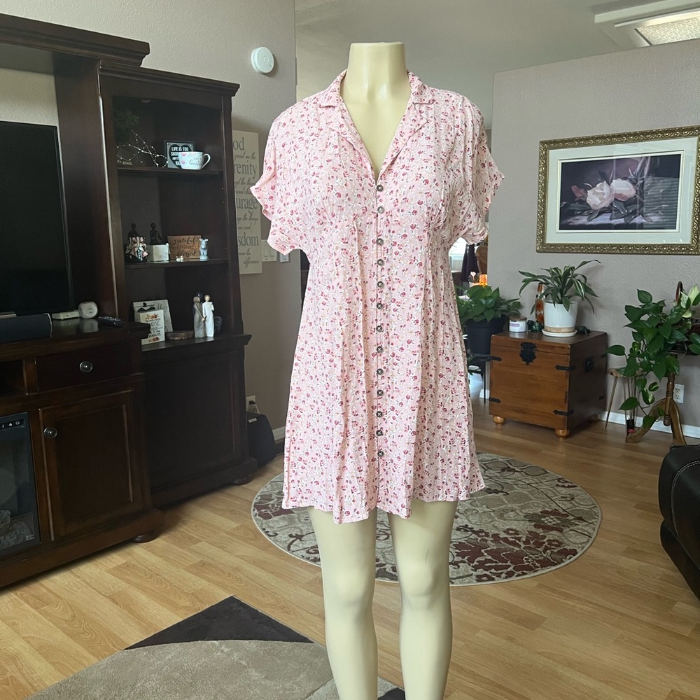 Wild Fable pink & red short sleeve Vneck dress-size S